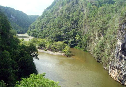 Rio Yumurí de Baracoa