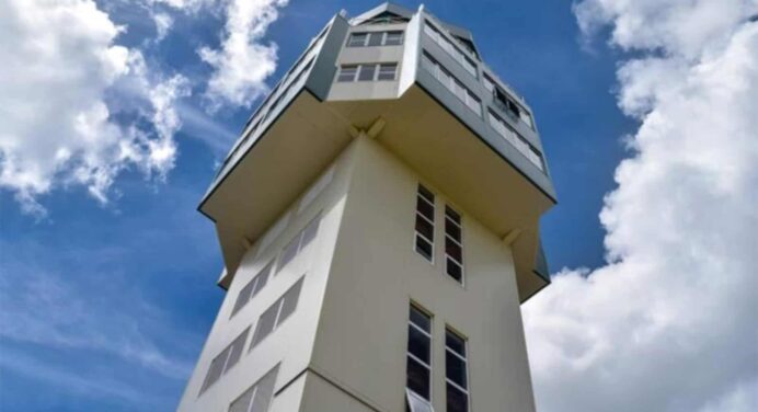 Aeropuerto oriental Cubano inaugura Nueva Torre de Control con Tecnología de Primera