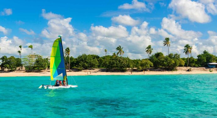 Agencia de Viajes de España Incluye a Cuba como Destino Turístico para el Verano