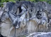 Escultura Arriero. Zoológico de Piedras