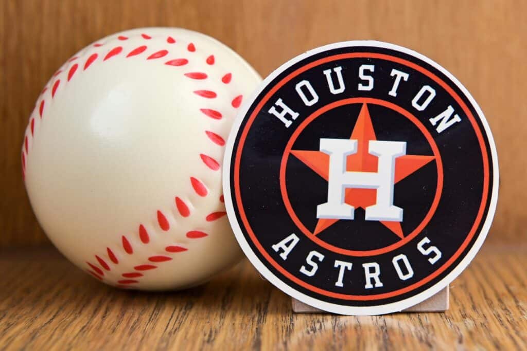 Astros de Houston Contratan a un Nuevo Pelotero Cubano