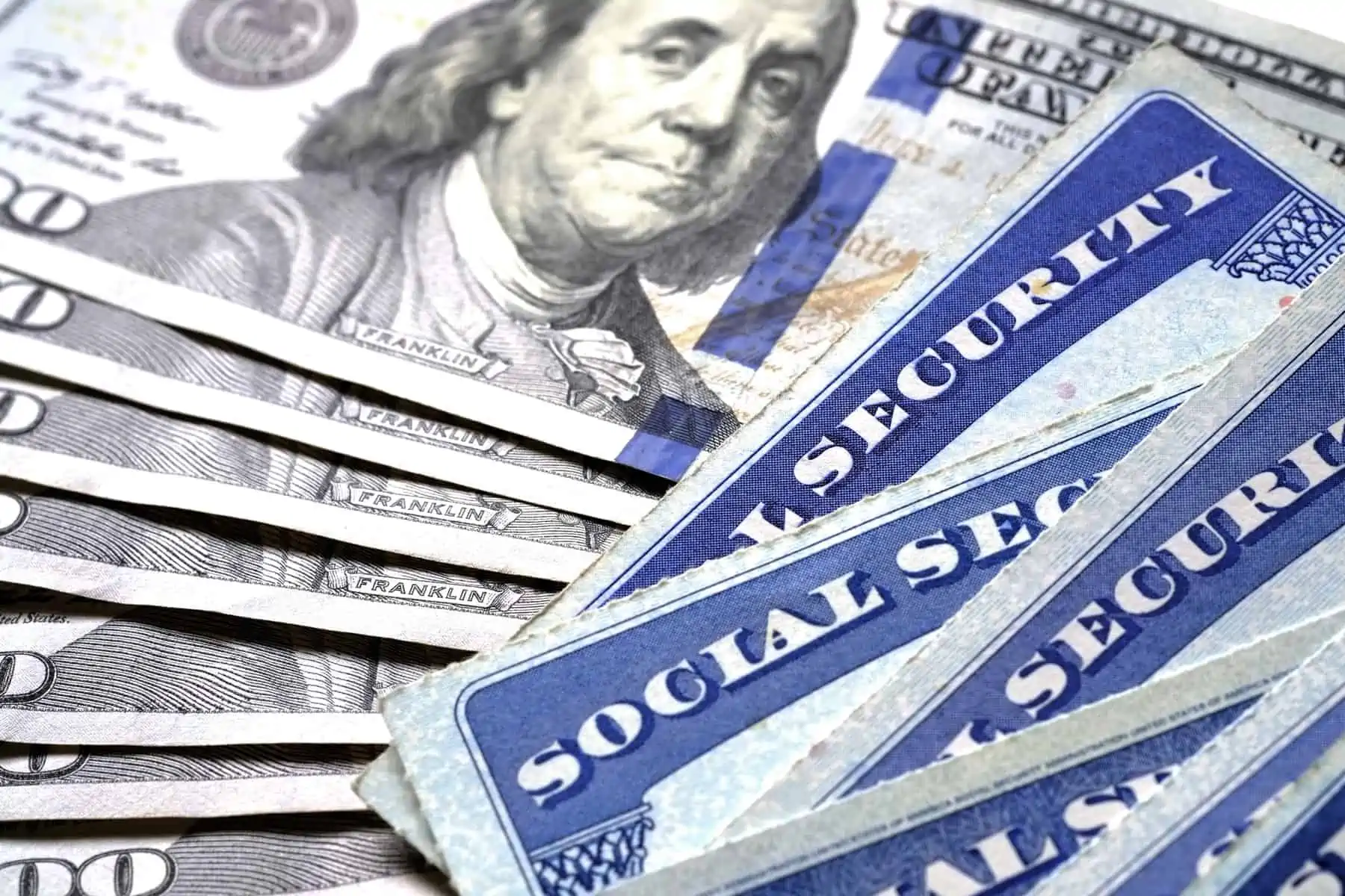 Aumento en Cheques Mensuales del Seguro Social en Estados Unidos