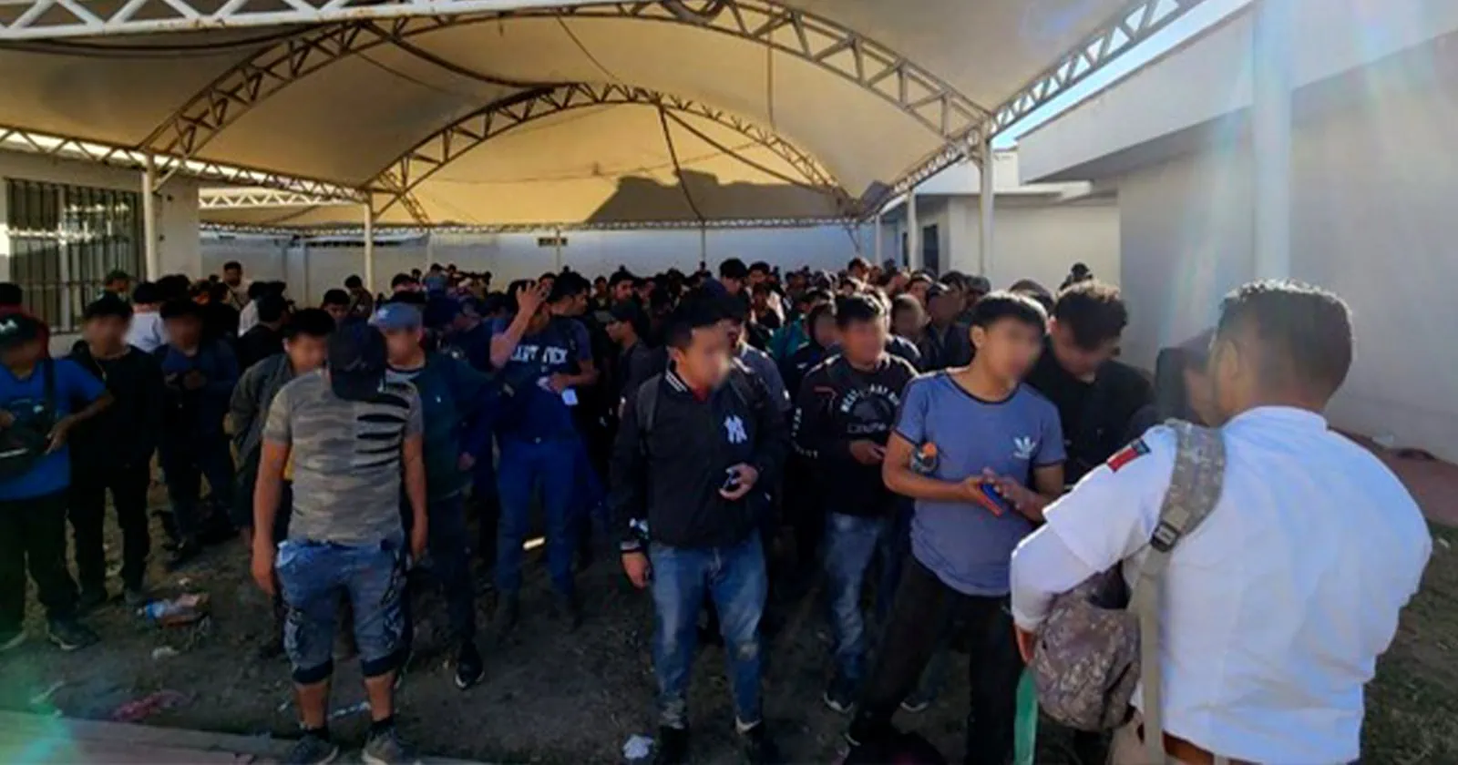 Autoridades Mexicanas Realizan Rescate Humanitario de Migrantes en Puebla