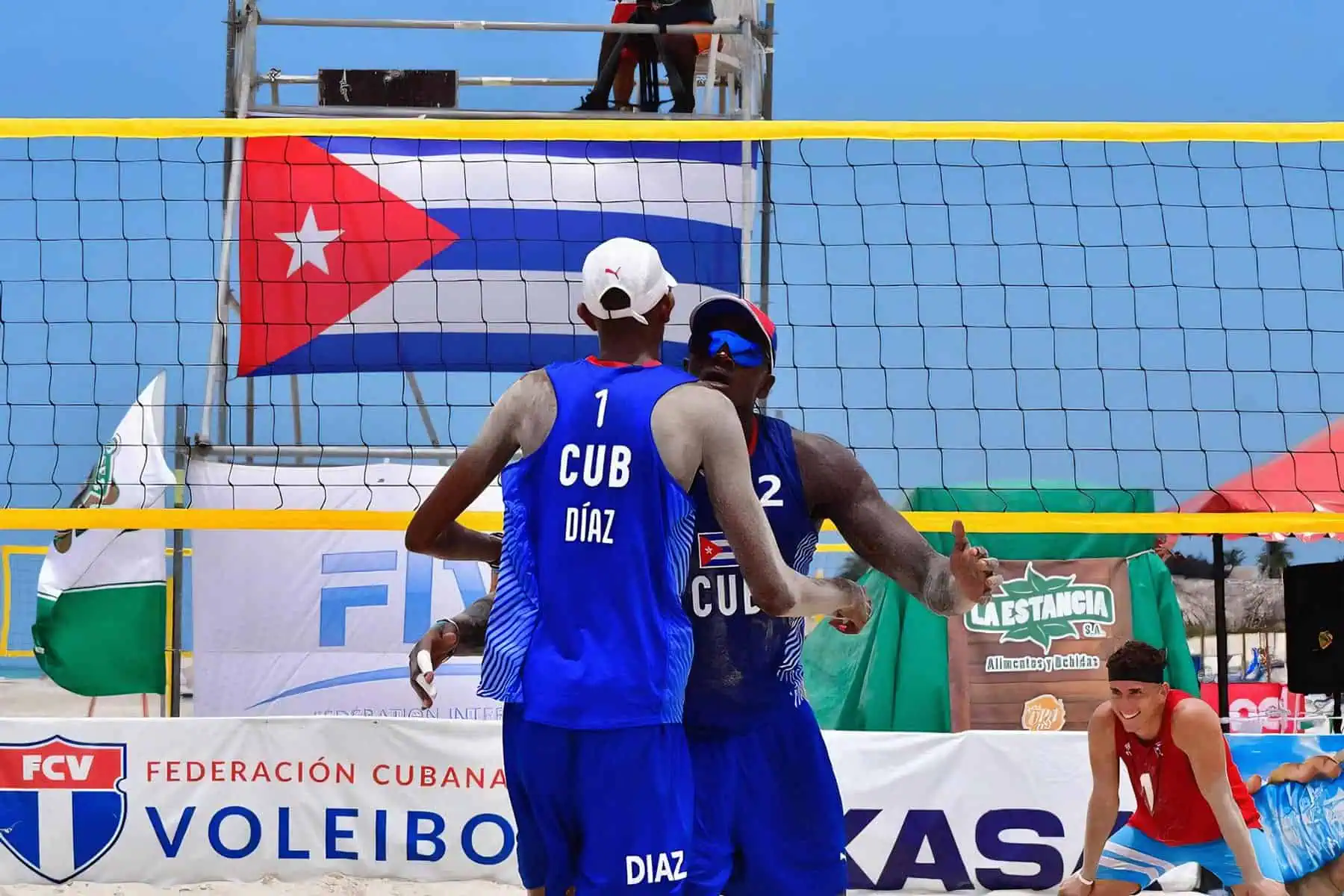 Avance del dúo cubano de voleibol de playa Díaz-Alayo en el Circuito Norceca
