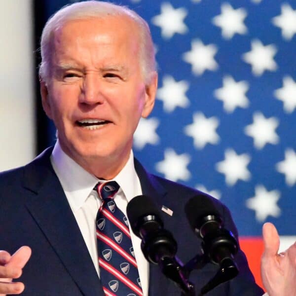 Nueva Orden de Biden: ¿Cómo Beneficiará a Inmigrantes Casados con Ciudadanos de EE.UU.?