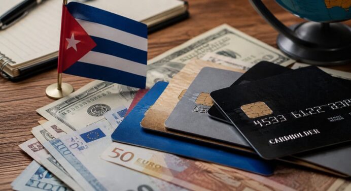 ¿Quieres Abrir una Cuenta Bancaria Fuera de Cuba? Esta Nueva Medida Podría Cambiar las Reglas 