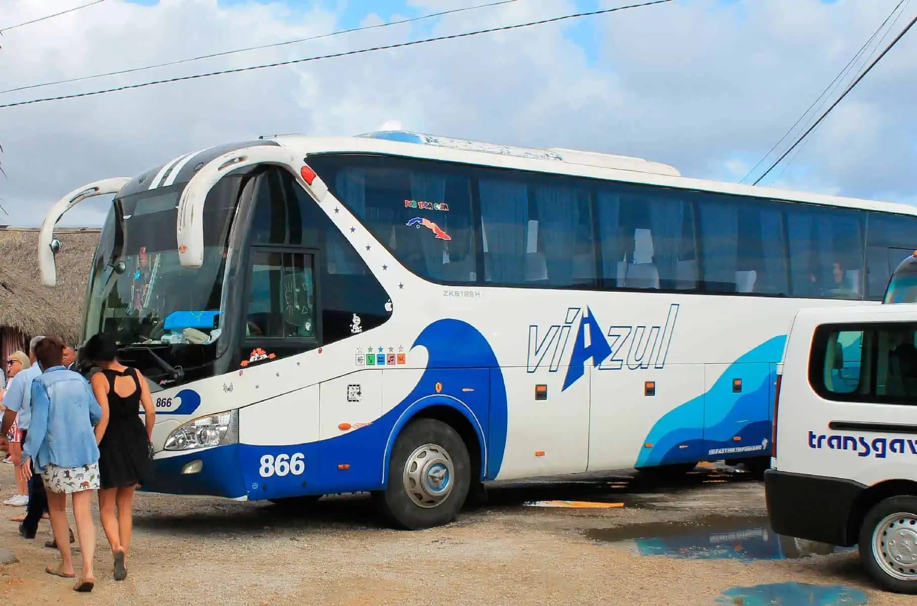 Cambian rutas y horarios de omnibus desde y hacia La Habana el Primero de Mayo