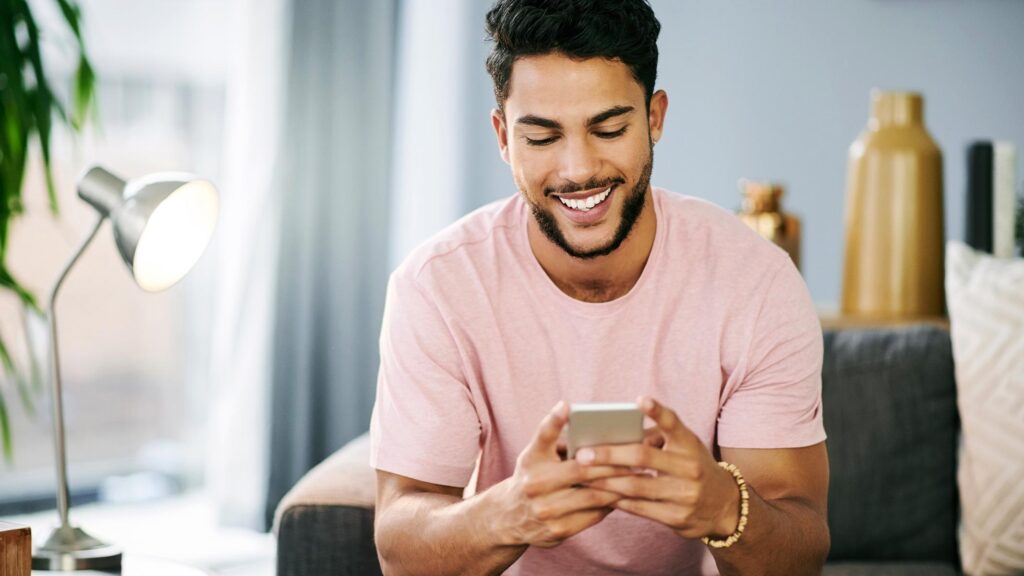 Casos especiales y excepciones para llevar celulares a Cuba