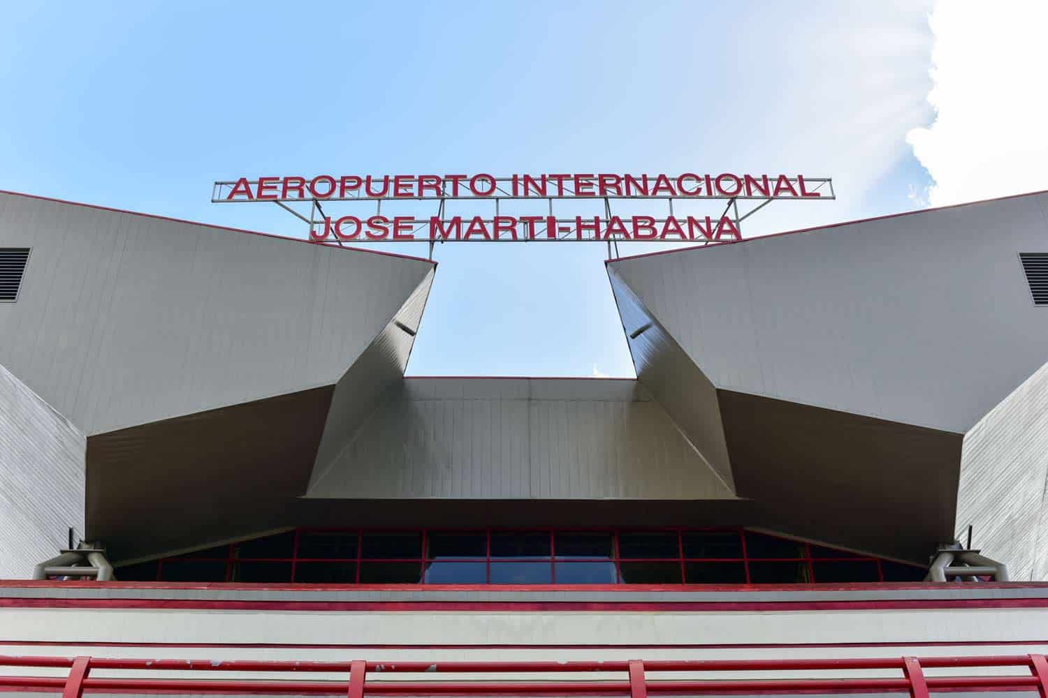 Certifican a Aeropuertos cubanos para reiniciar actividad aérea