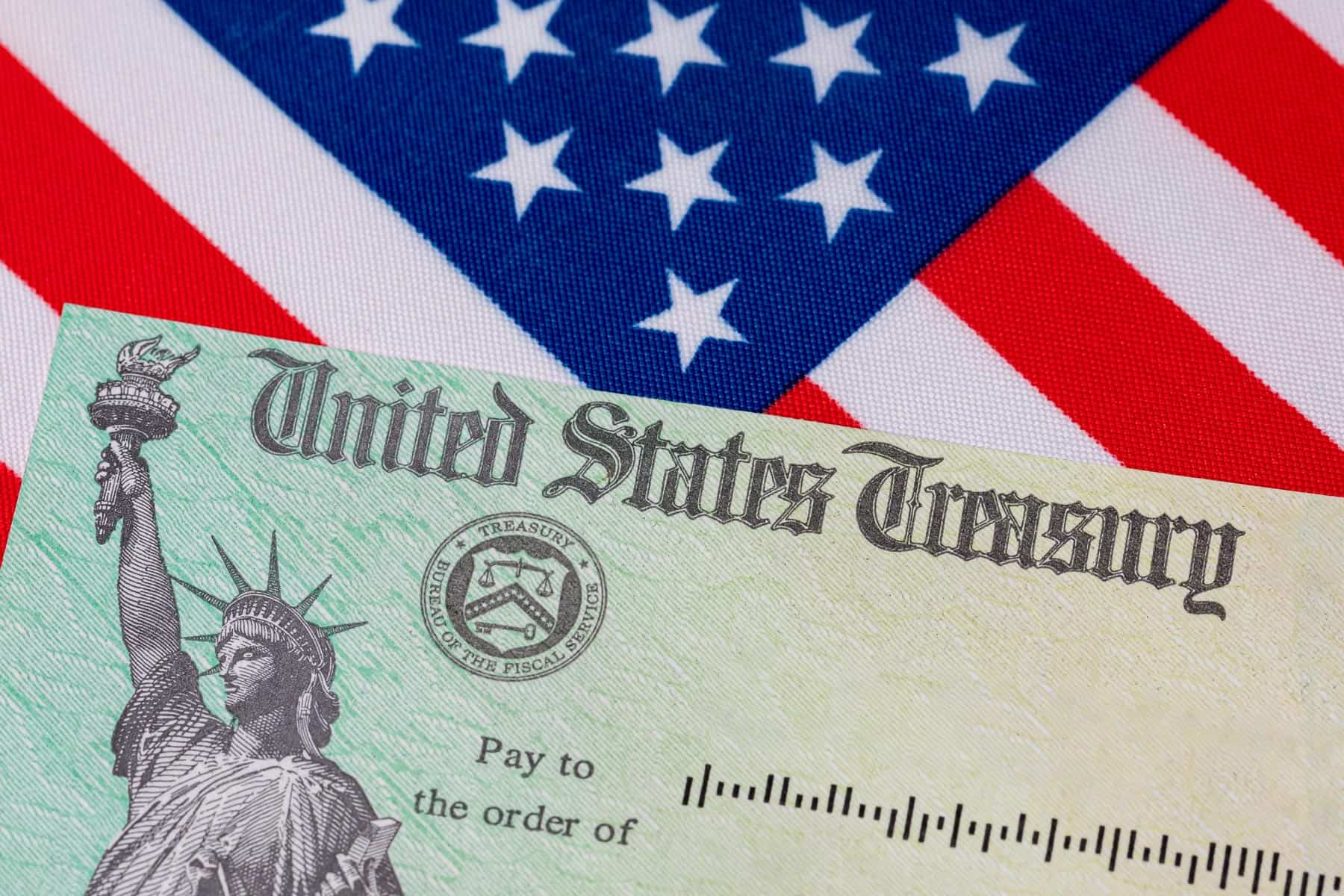 Cheque de $800 Dólares si Cumples con los Requisito en este Estado de Estados Unidos