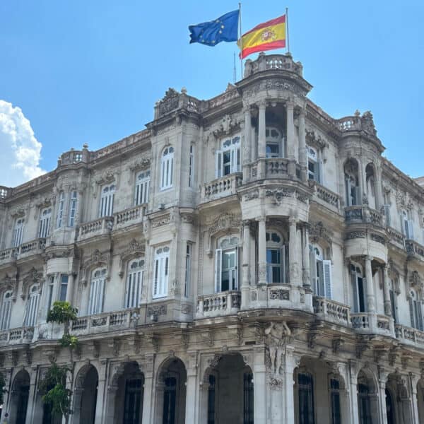 El Consulado de España en La Habana suspende citas de pasaportes