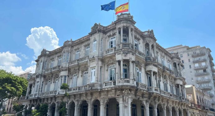 Cierre Parcial de Oficinas: Consulado General de España en La Habana Informa