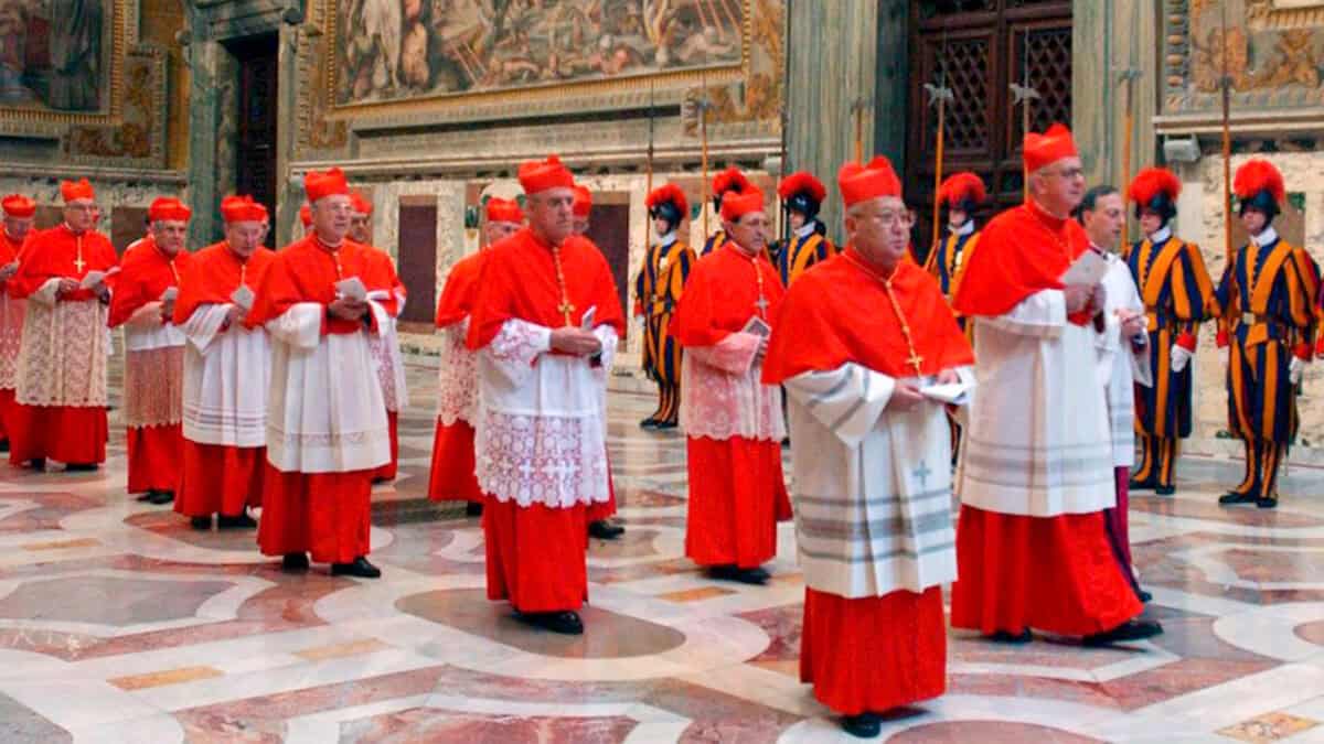 ¿Cómo se Elige un Papa? Claves del Histórico Ritual del Cónclave Vaticano