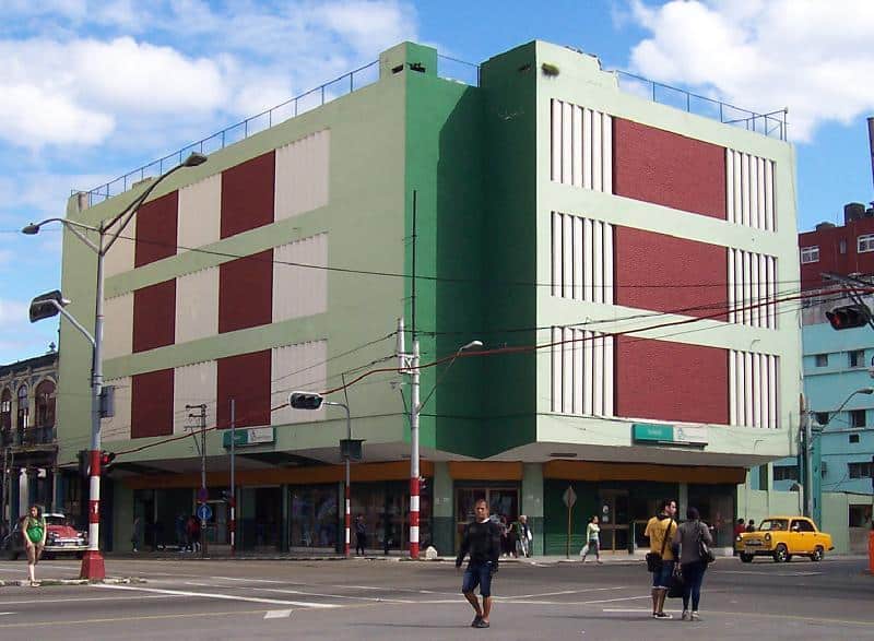 Centro Comercial Yumurí