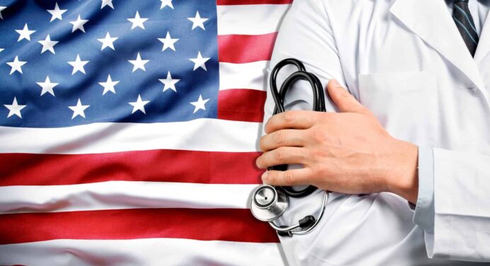 ¿Cómo Trabajar de Médico en Estados Unidos siendo Migrante Cubano?