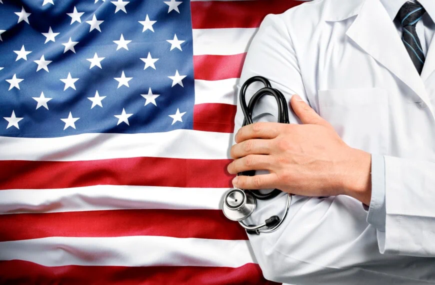 ¿Cómo Trabajar como Médico en Estados Unidos siendo Migrante Cubano?