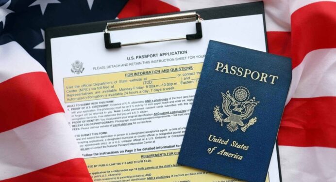 Cómo solicitar la Ciudadanía Estadounidense en 2025 si eres Cubano: Requisitos y costos Actualizados