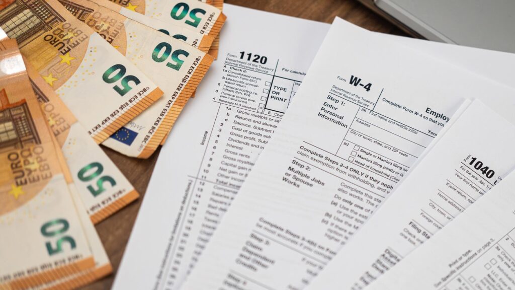 Comparativa de costos migratorios: España frente a otros destinos