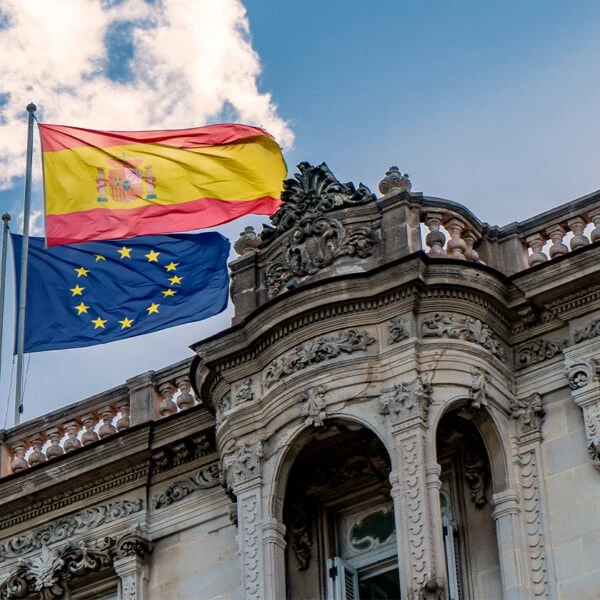 Consulado de España en Cuba Emite Nuevo Aviso Para Trámites Consulares