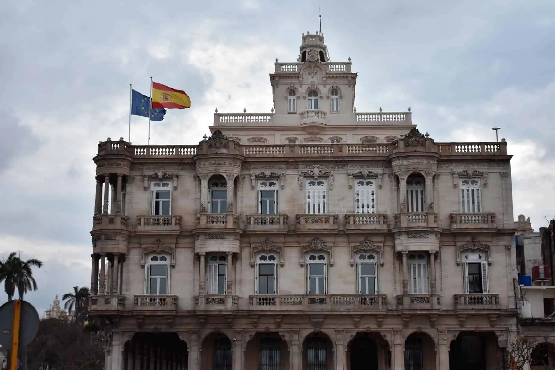 Consulado de España en Cuba Informa sobre Envío de Credenciales para Ley de Memoria Democrática