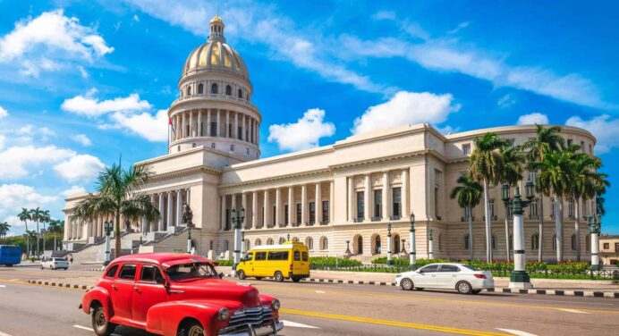 Convocan a Ocupar Plazas Laborales Vacantes en Dos Instituciones de La Habana