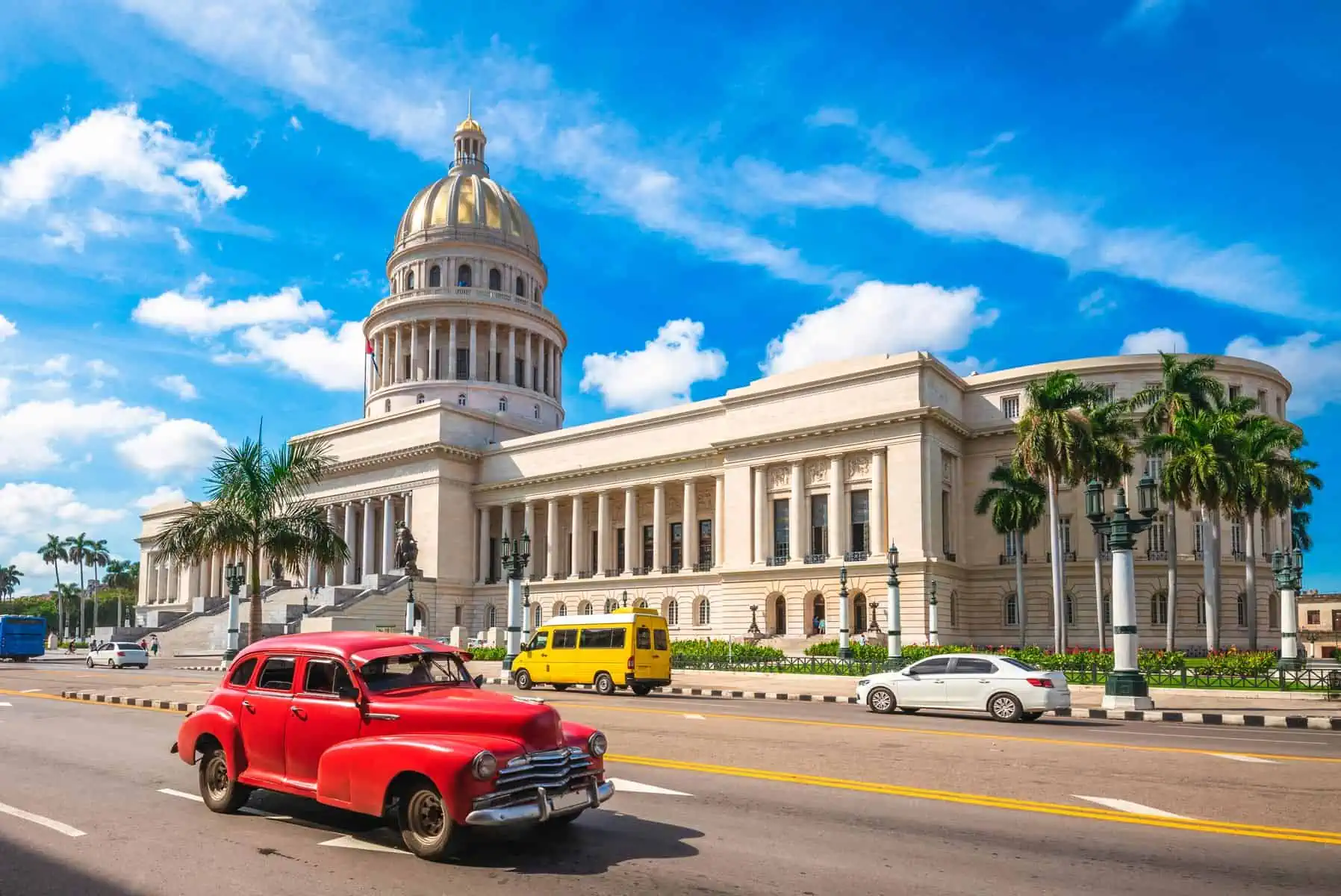 Convocan a Ocupar Plazas Laborales Vacantes Dos Instituciones de La Habana