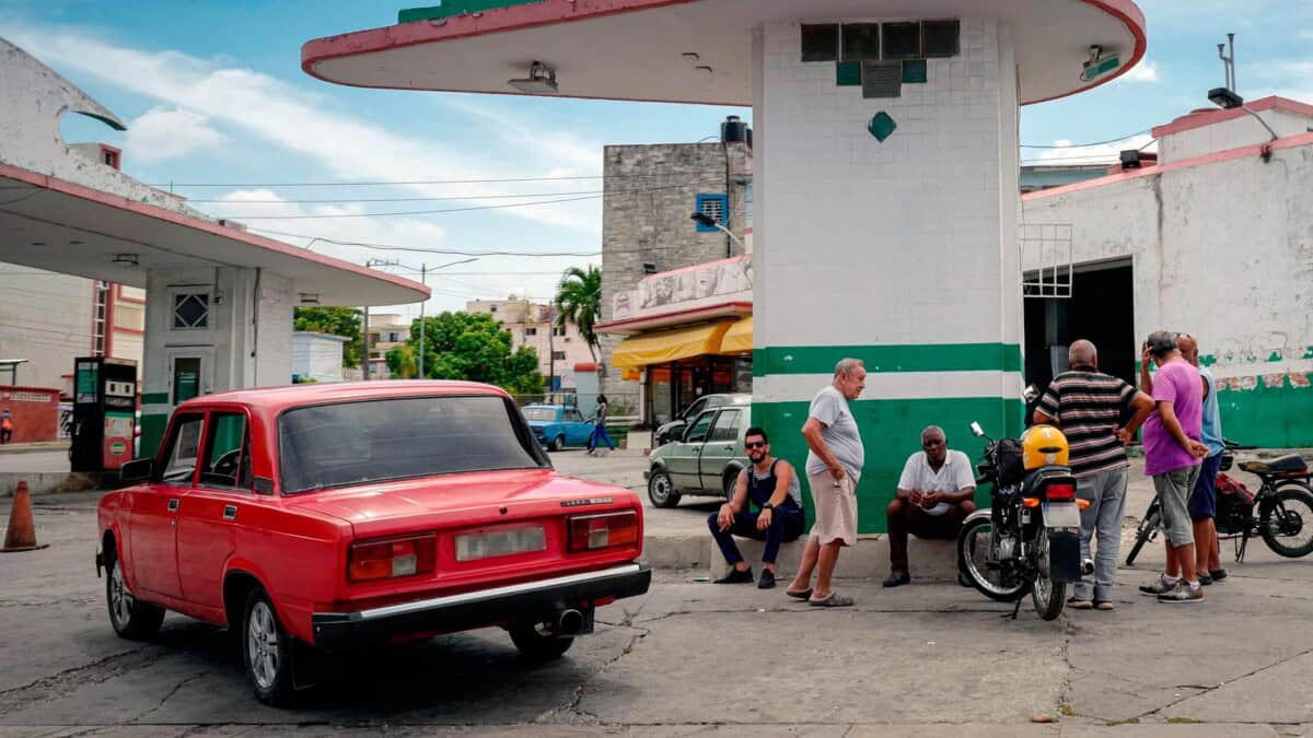 Cuba Autoriza la Importación Directa de Combustible por el Sector Privado
