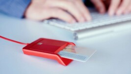 Cuba Enfrenta Escasez de Carnés de Identidad