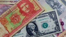 Cuba analiza Permitir Inversiones de Cubanos en el Exterior