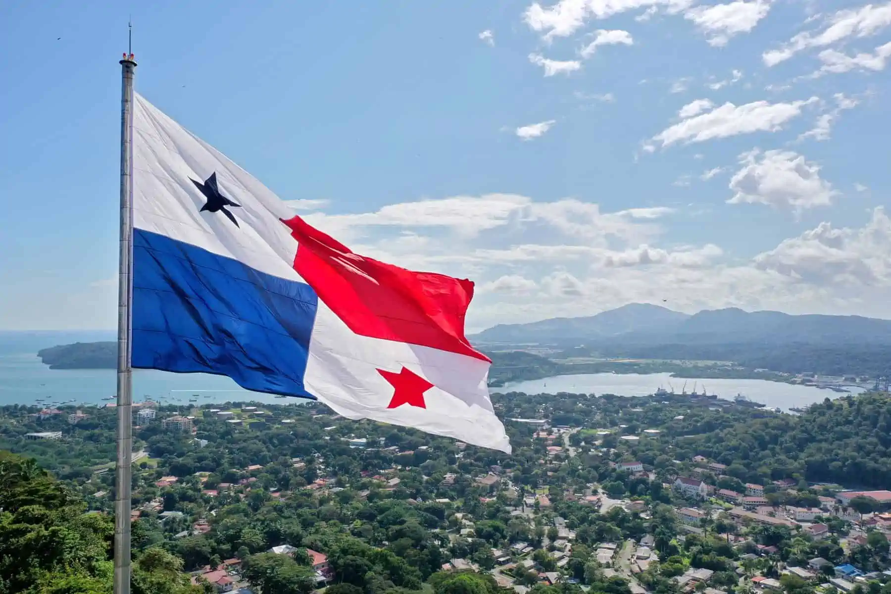 Cubanos se Incluyen en la Cifra Récord de Migrantes Registrados en Panamá en 2022