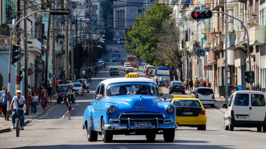 Cuotas del impuesto sobre el transporte terrestre en Cuba en 2026 según tipo de vehículo