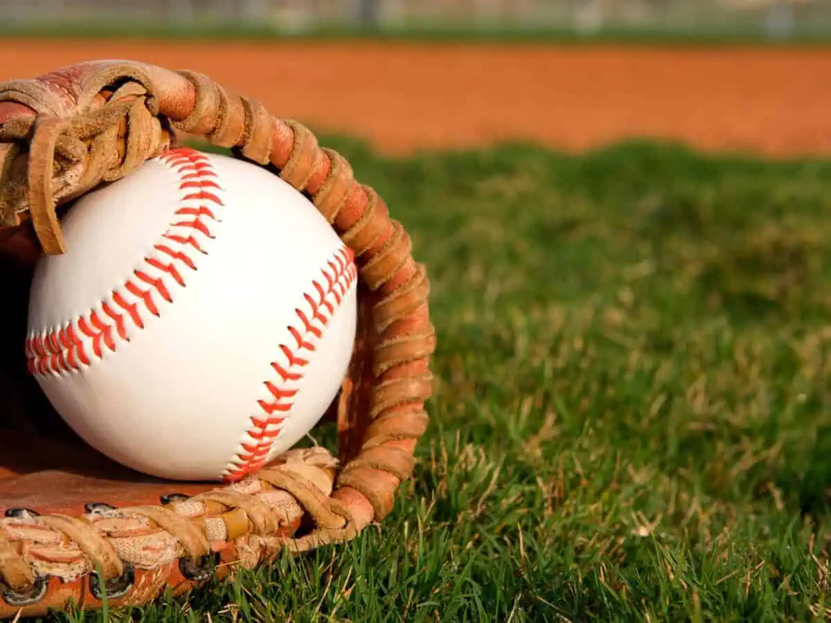 Deportista Cubano Firma Nuevo Contrato con Liga Profesional de Beisbol de Japón
