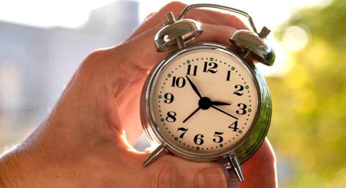 ¡Hora de Adelantar el Reloj! Descubre Cuándo Comienza el Horario de Verano en Cuba y Estados Unidos