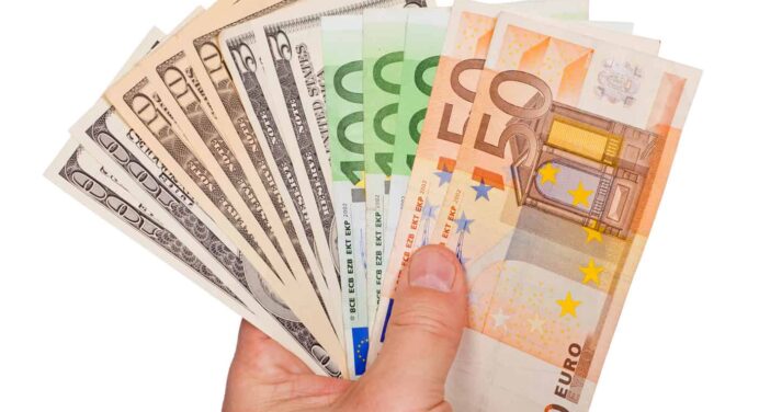 Precio de las Divisas en el Mercado Informal Cubano Septiembre 2022