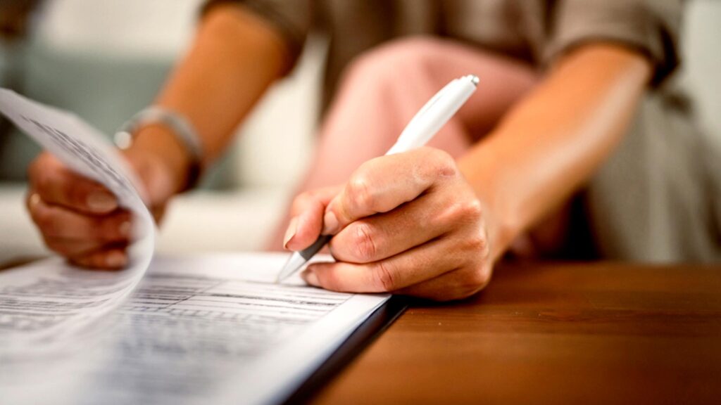 Documentos necesarios para contratar servicios de electricidad y agua en México si eres cubano migrante