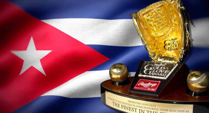 Dos Peloteros Cubanos Nominados al Guante de Oro 2023 de la MLB