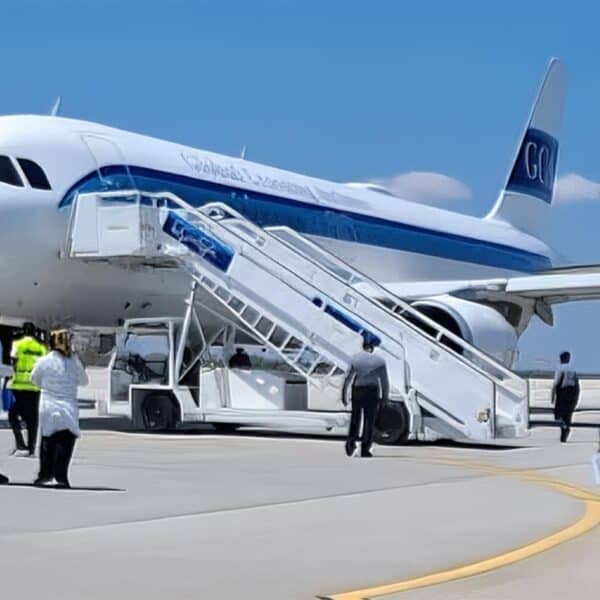 EE.UU. Envía de Vuelta a 45 Cubanos en Vuelo Especial