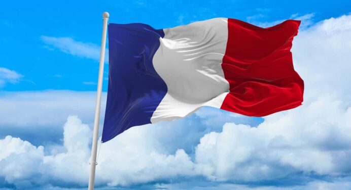 Embajada de Francia en Cuba Lanza Nueva Convocatoria de Becas para Cubanos este 2023