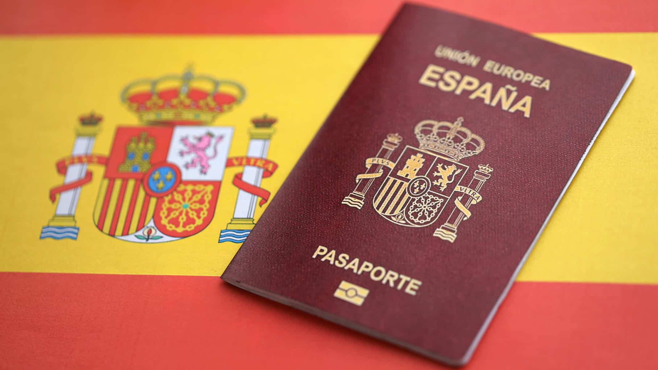 Errores que te Pueden Costar la Residencia en España y Qué Hacer para Evitarlos
