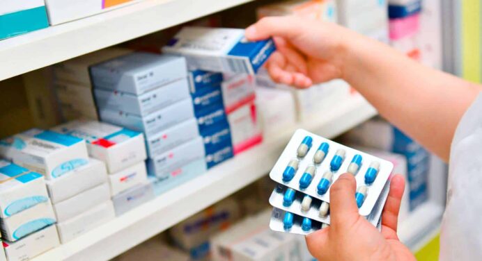 Establecen Precios de Medicamentos y de Productos del Programa Energético