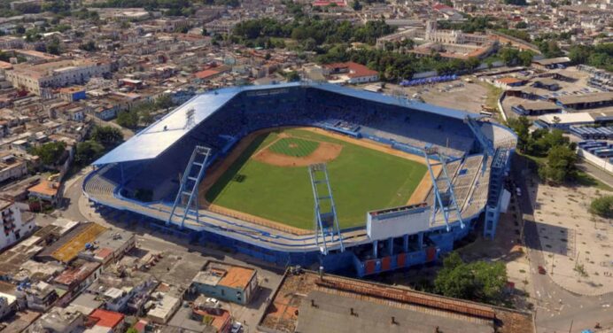 Estadio Latinoamericano de Cuba