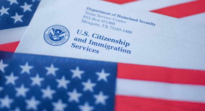 Estados Unidos Cambia el Tiempo de Validez del Permiso de Trabajo para Migrantes: ¿Aumenta o Disminuye?