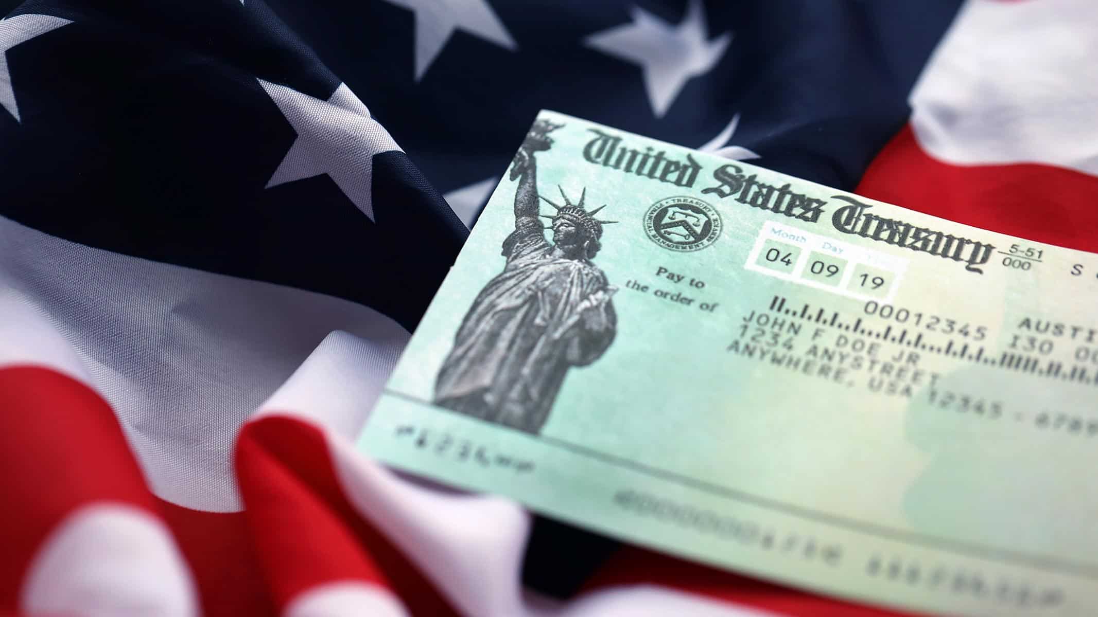 Este Estado de EE. UU. Entrega un Cheque en 2025: Requisitos Montos y Fechas