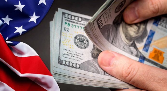 Este Proyecto de Ley Otorga Hasta $25 000 Dólares Para Cumplir el Sueño Americano