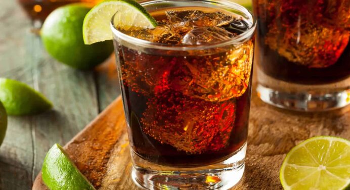 Estos Bares Cubanos Fueron Reconocidos entre los Mejores de la Coctelería Mundial