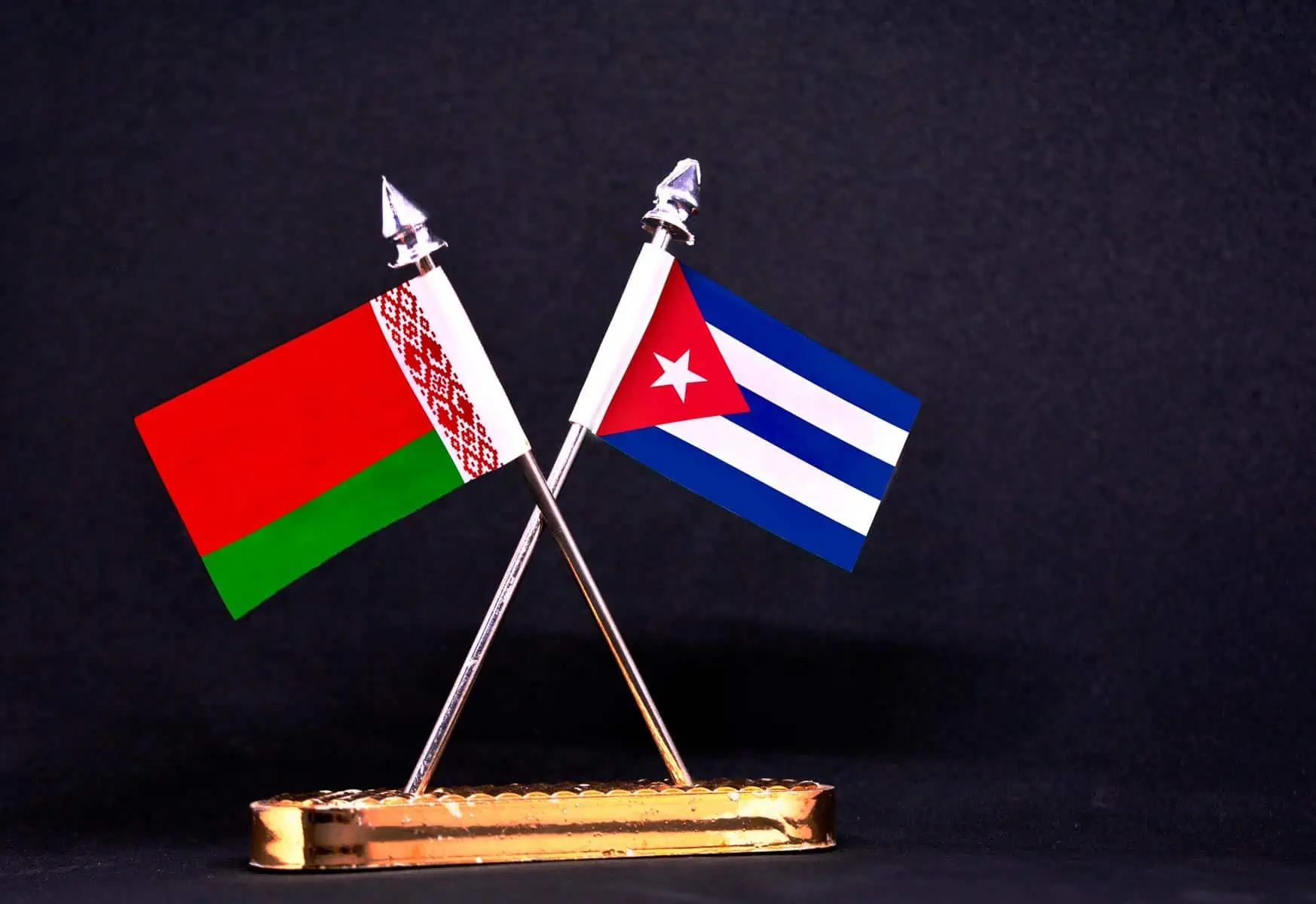 Firman Acuerdos de Cooperacion en Varias Esferas Cuba y Bielorrusia