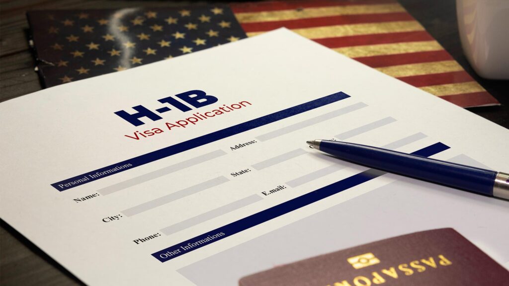 Guía práctica paso a paso para aplicar a la visa H-1B desde América Latina