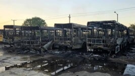 Incendio Cerca de la Terminal de Ómnibus de Mulgoba en La Habana: ¿Accidente o Sabotaje?