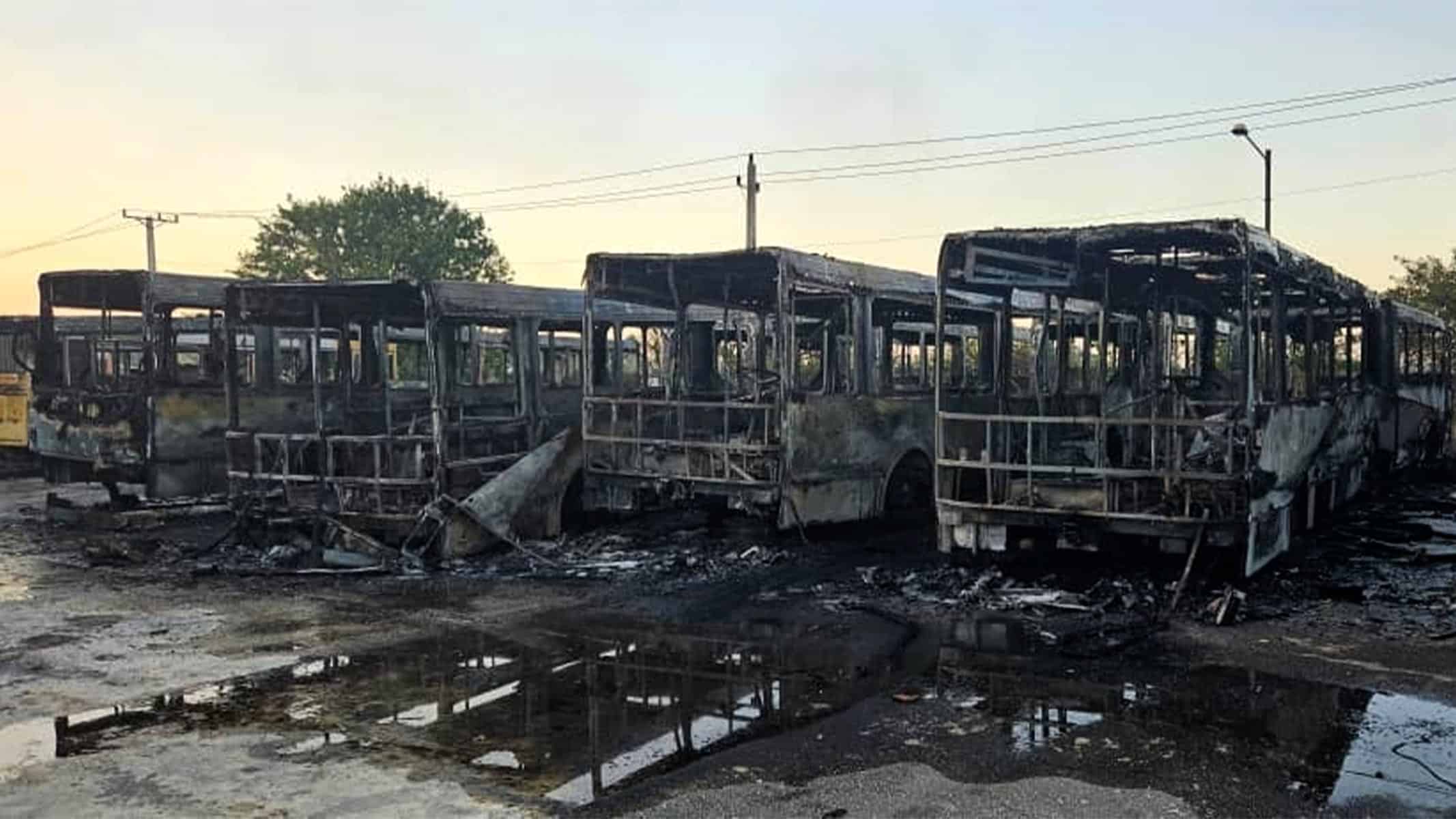 Incendio Cerca de la Terminal de Ómnibus de Mulgoba en La Habana: ¿Accidente o Sabotaje?