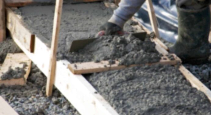 Inicia la Reconstrucción de Tanque de Combustible en la Base de Supertanqueros de Matanzas